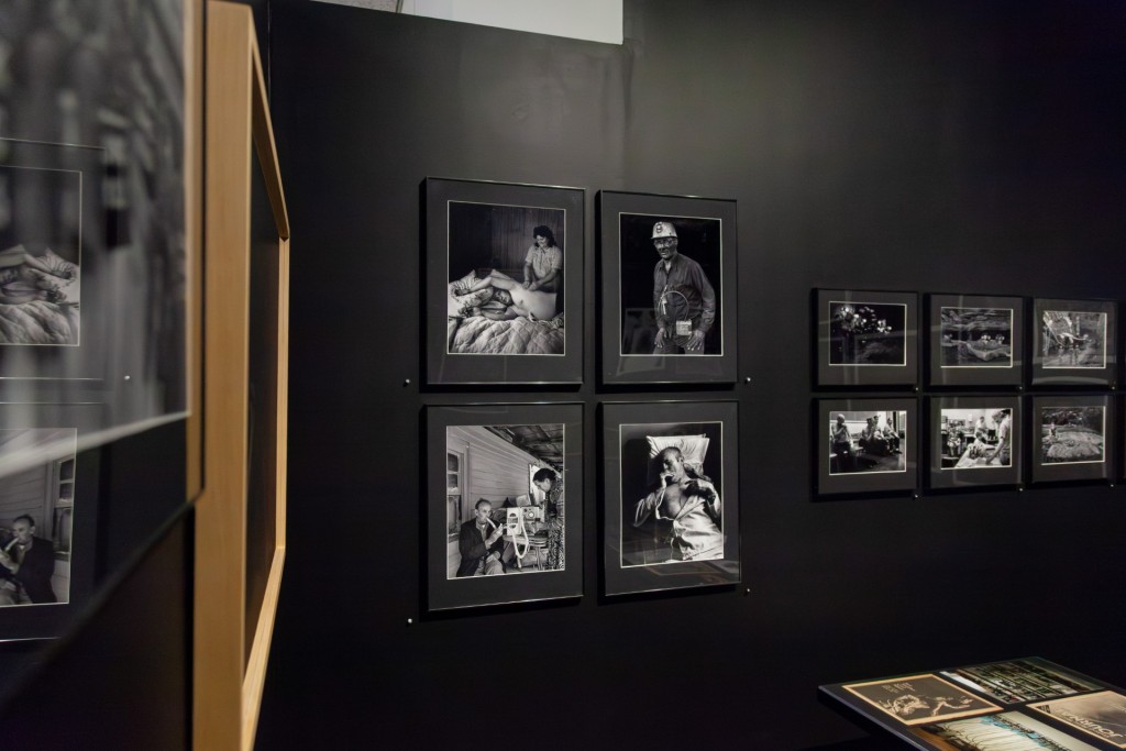 The current image has no alternative text. The file name is: mine-wars-exhibit-silica-dust.jpg